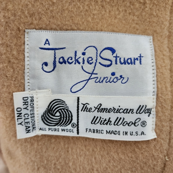 1960s Vintage Jackie Stuart Junior Fur Collar Tan Belted Wool Trench Coat - Picture 8 of 15